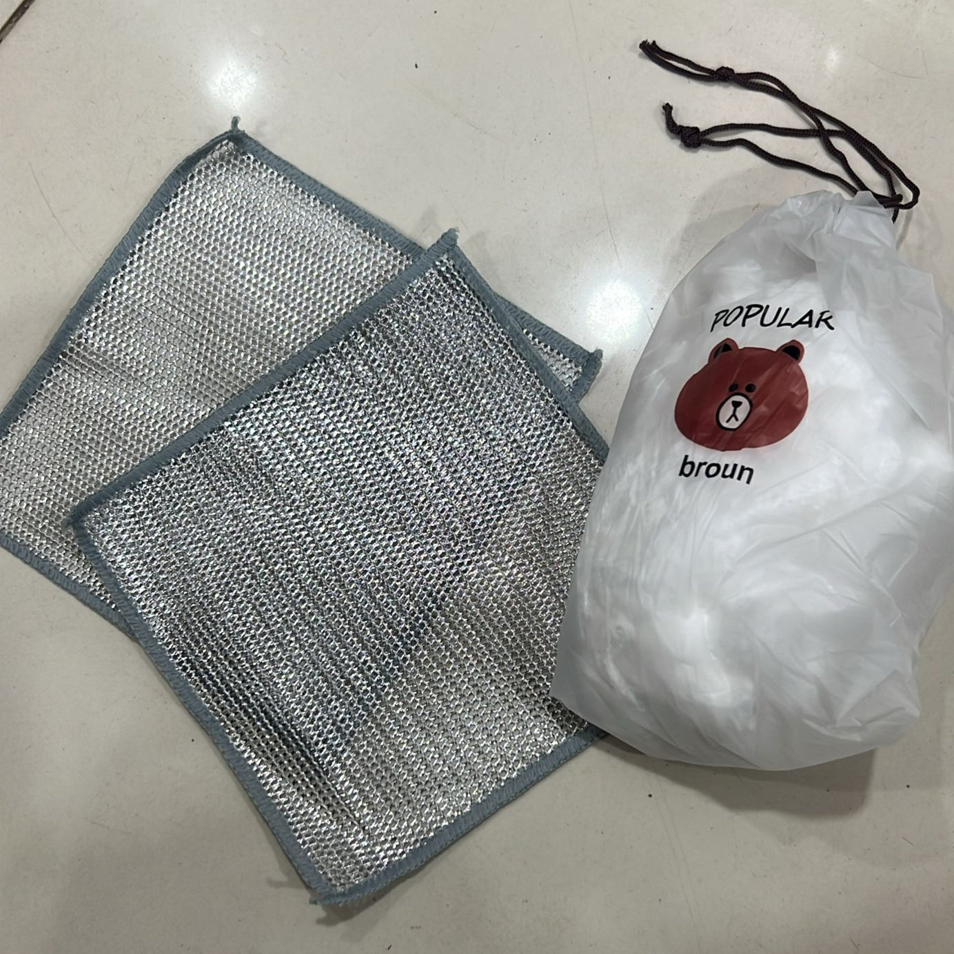 Combo Deal – 5 Pcs Metal Wire Cleaning Cloths with 1 Bear Design Food Cover Packet